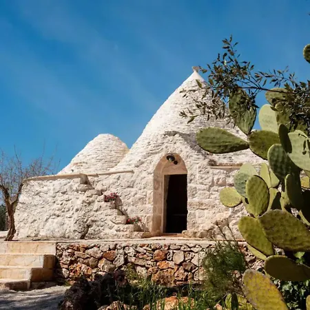 Siede La Terra - Trullo Con Piscina Willa *