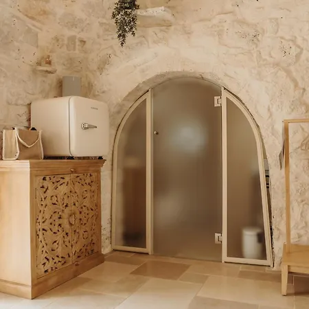 Siede La Terra - Trullo Con Piscina Willa *