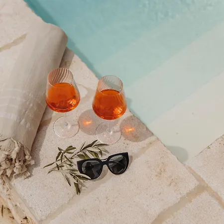 Siede La Terra - Trullo Con Piscina Ceglie Messapica