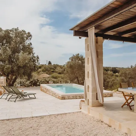 Willa Siede La Terra - Trullo Con Piscina Ceglie Messapica