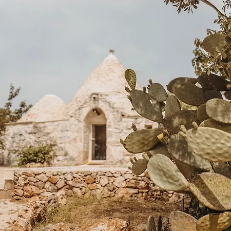 Siede La Terra - Trullo Con Piscina Villa *