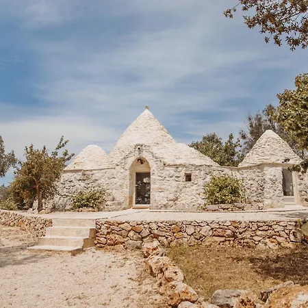 Siede La Terra - Trullo Con Piscina * Ceglie Messapica