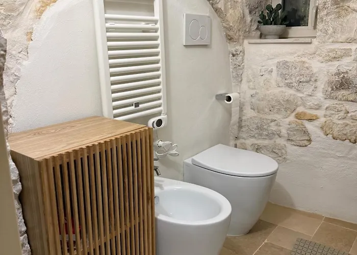 Siede La Terra - Trullo Con Piscina *